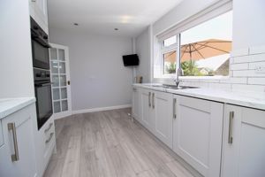 Kitchen/Diner- click for photo gallery